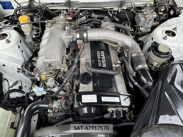Nissan SKYLINE COUPE 1997-12 4984925-20