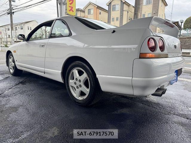 Nissan SKYLINE COUPE 1997-12 4984925-2