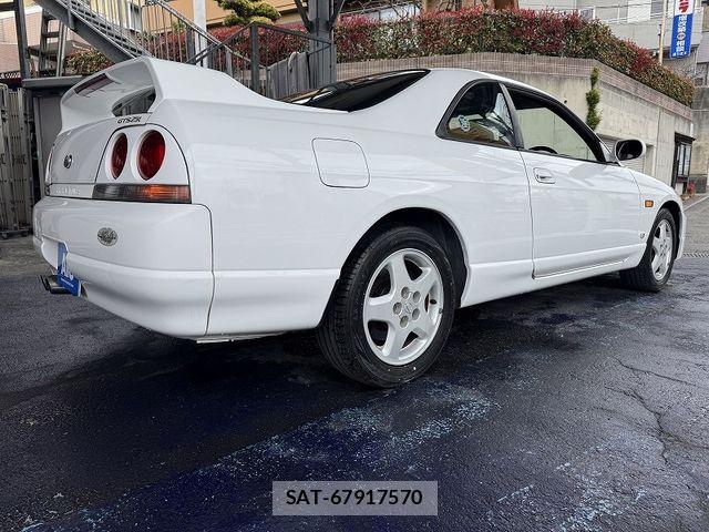 Nissan SKYLINE COUPE 1997-12 4984925-8