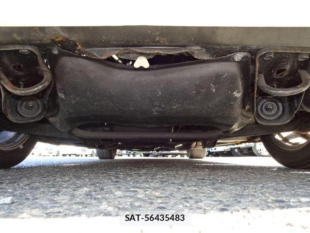 Nissan SKYLINE COUPE 1984-07 6791486-24