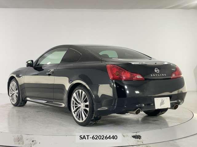 Nissan SKYLINE COUPE 2011-12 6912770-12
