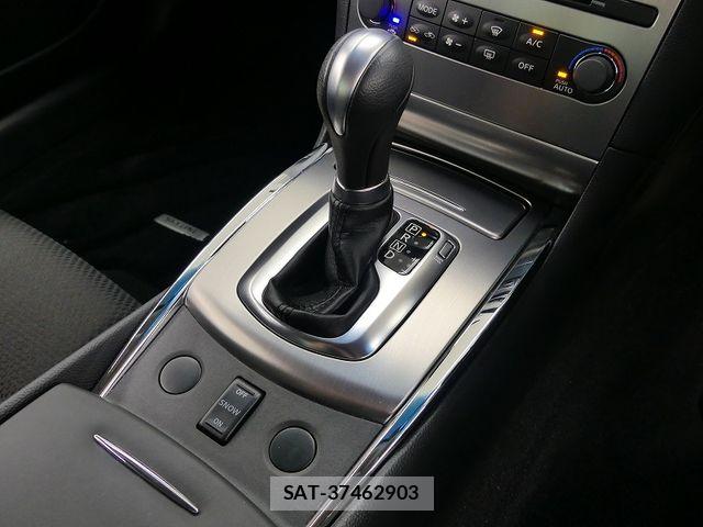 Nissan SKYLINE COUPE 2013-03 7021611-6