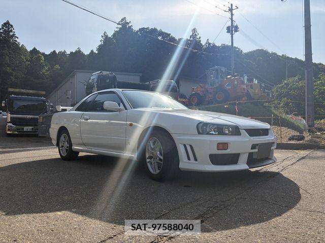 Nissan SKYLINE COUPE 1999-06 7225157-5