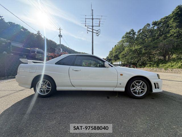 Nissan SKYLINE COUPE 1999-06 7225157-6
