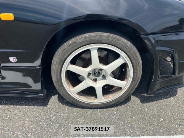 Nissan SKYLINE COUPE 1999-08 7225156-4