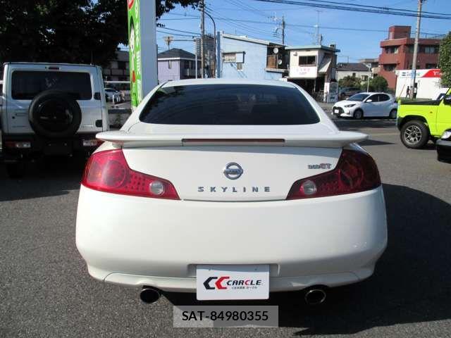 Nissan SKYLINE COUPE 2003-12 7252347-13