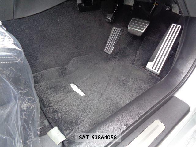 Nissan SKYLINE COUPE 2007-10 7728814-24