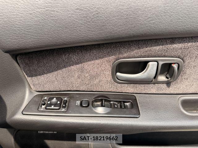 Nissan SKYLINE COUPE 1990-09 7789188-23