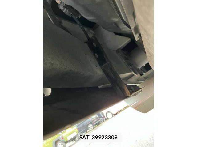 Nissan SKYLINE COUPE 2010-07 8075591-28