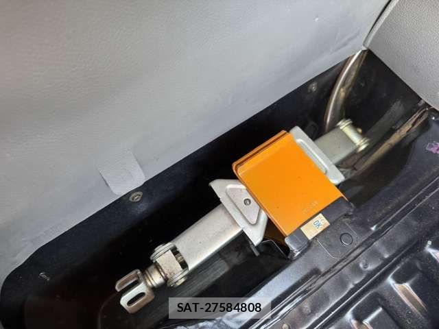 Nissan SKYLINE COUPE 1987-09 8368729-8