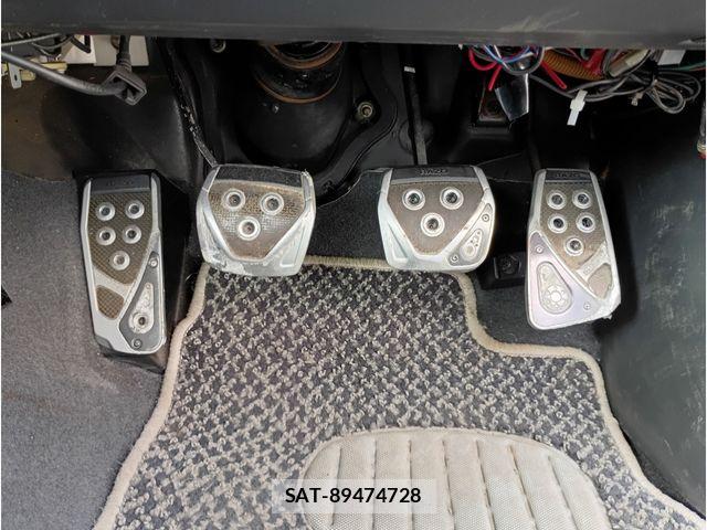 Nissan SKYLINE COUPE 1996-02 8368728-16