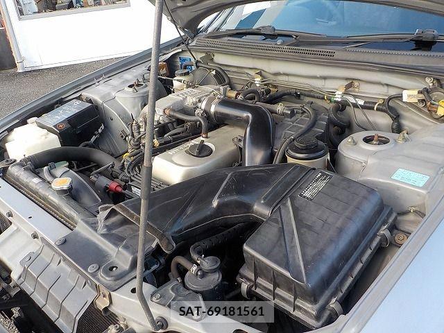 Nissan SKYLINE COUPE 1996-05 8372195-21