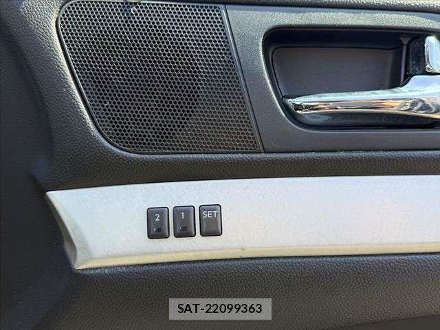 Nissan SKYLINE COUPE 2009-11 8745890-21
