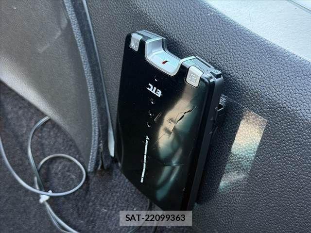 Nissan SKYLINE COUPE 2009-11 8745890-6