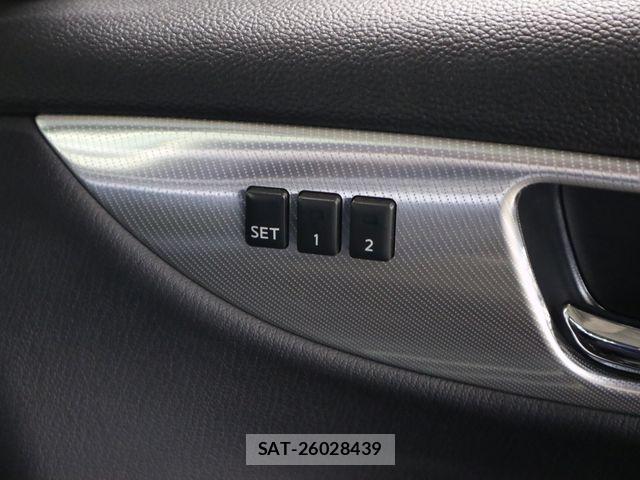 Nissan SKYLINE CROSSOVER 2010-08 6817303-24