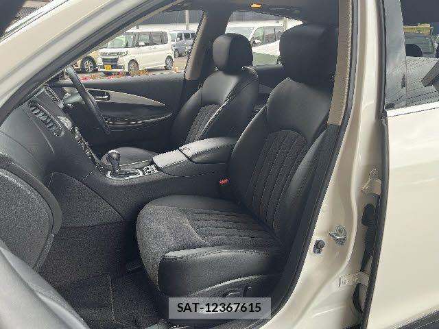 Nissan SKYLINE CROSSOVER 2015-11 7272954-18