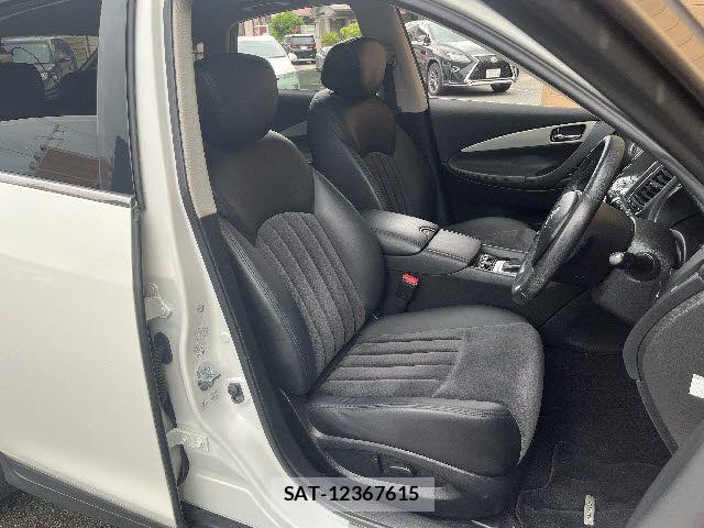 Nissan SKYLINE CROSSOVER 2015-11 7272954-3