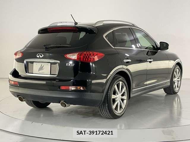 Nissan SKYLINE CROSSOVER 2016-04 7728813-5