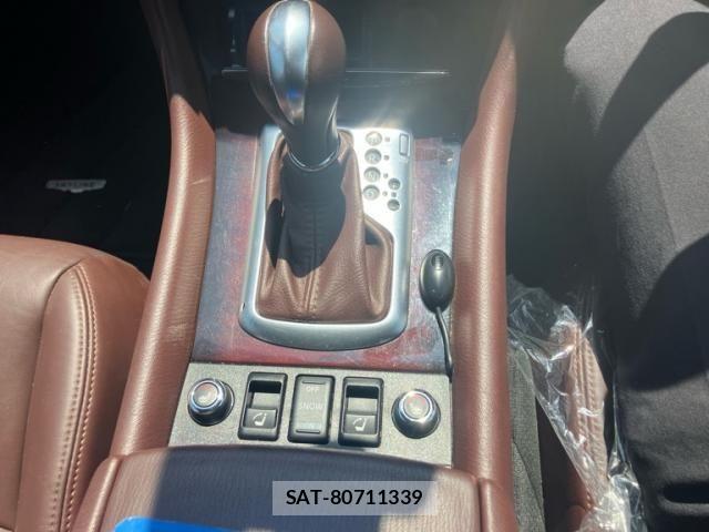 Nissan SKYLINE CROSSOVER 2012-03 8666919-22