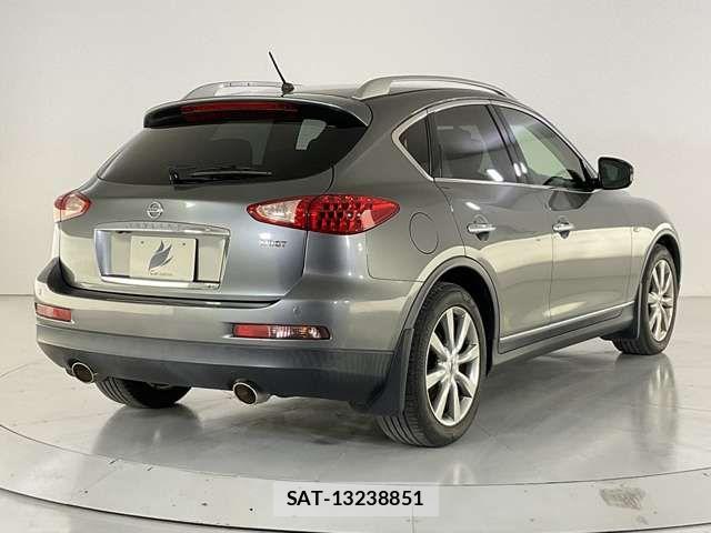 Nissan SKYLINE CROSSOVER 2013-05 8686572-5