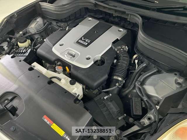 Nissan SKYLINE CROSSOVER 2013-05 8686572-12