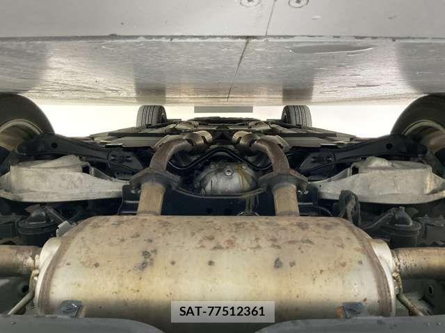 Nissan SKYLINE CROSSOVER 2011-06 2318768-9