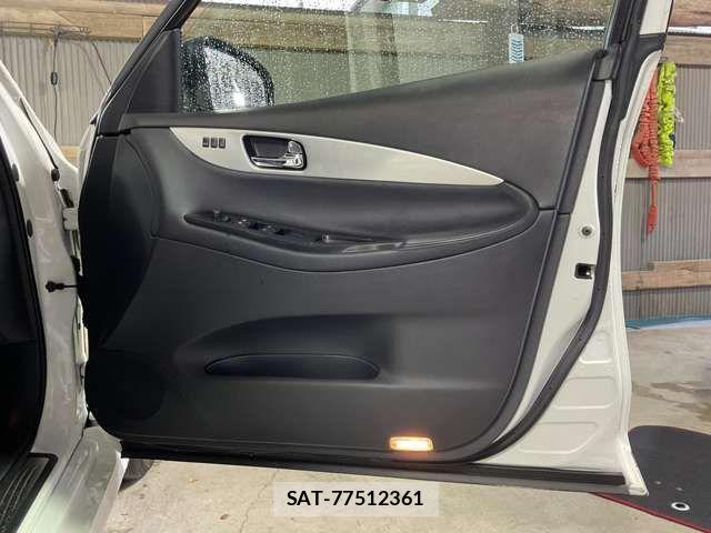 Nissan SKYLINE CROSSOVER 2011-06 2318768-12