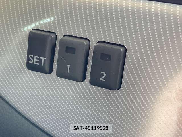 Nissan SKYLINE CROSSOVER 2011-03 5878745-15