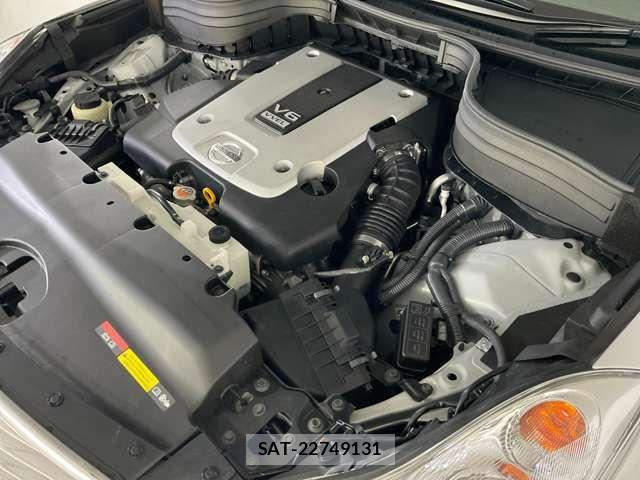 Nissan SKYLINE CROSSOVER 2013-08 8246706-12