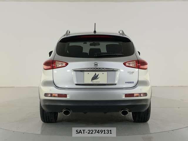 Nissan SKYLINE CROSSOVER 2013-08 8246706-4