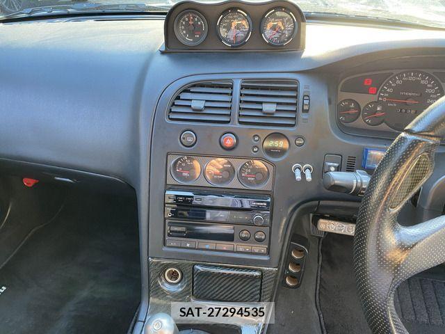 Nissan SKYLINE GT-R 1996-02 1381811-15