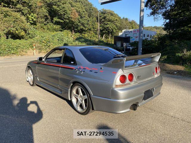Nissan SKYLINE GT-R 1996-02 1381811-8