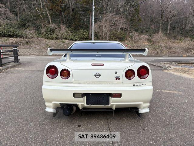 Nissan SKYLINE GT-R 2002-03 5878755-9