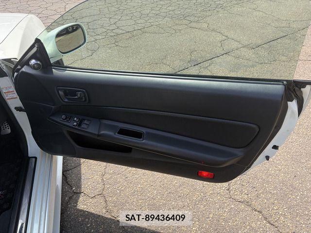 Nissan SKYLINE GT-R 2002-03 5878755-13