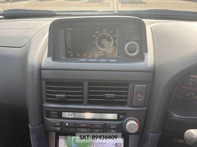 Nissan SKYLINE GT-R 2002-03 5878755-17