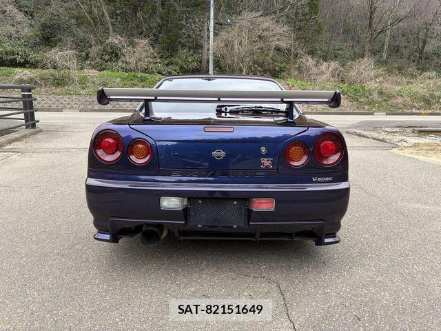 Nissan SKYLINE GT-R 2000-03 7330132-9