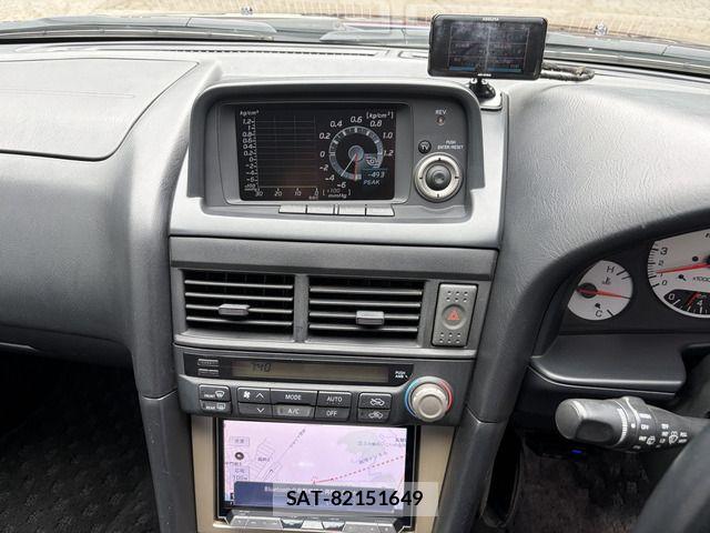 Nissan SKYLINE GT-R 2000-03 7330132-17