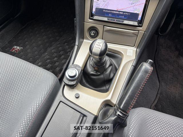 Nissan SKYLINE GT-R 2000-03 7330132-19