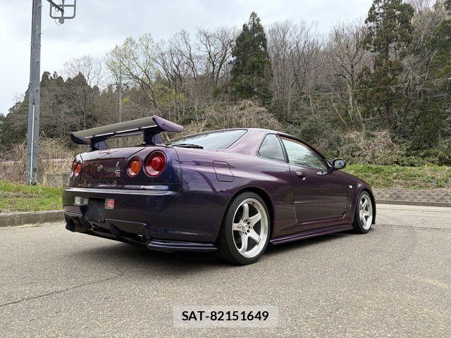 Nissan SKYLINE GT-R 2000-03 7330132-8