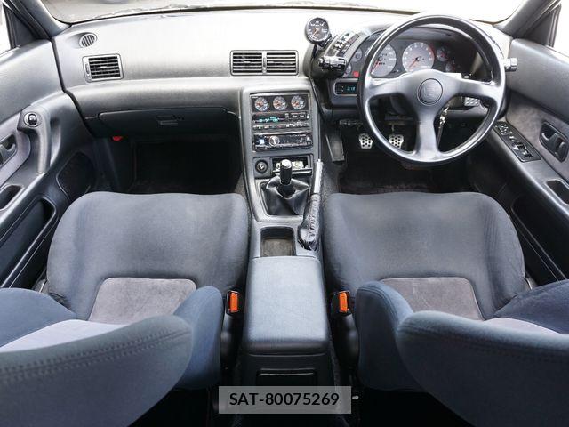 Nissan SKYLINE GT-R 1994-12 7963797-20