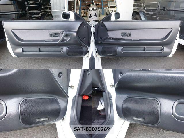 Nissan SKYLINE GT-R 1994-12 7963797-25