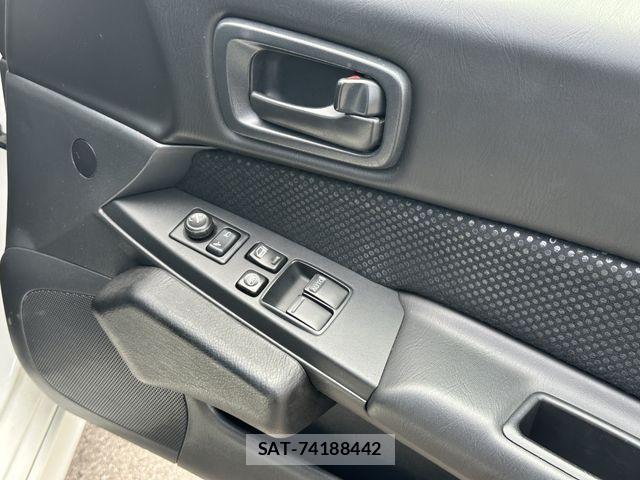 Nissan SKYLINE GT-R 2001-06 8210229-12