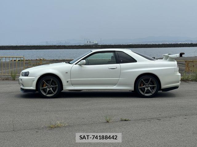 Nissan SKYLINE GT-R 2001-06 8210229-20