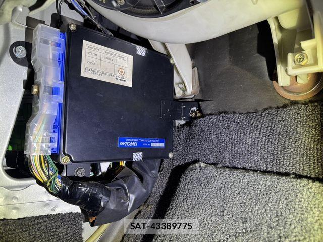 Nissan SKYLINE GT-R 1993-07 8210230-13