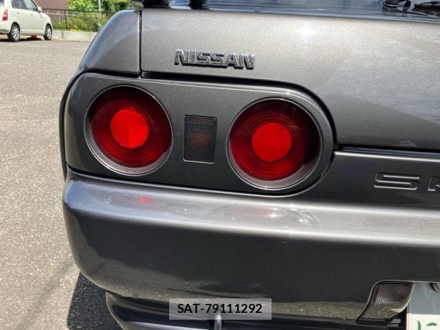 Nissan SKYLINE GT-R 1994-03 8231782-11