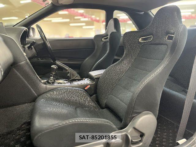Nissan SKYLINE GT-R 2001-05 8246707-18