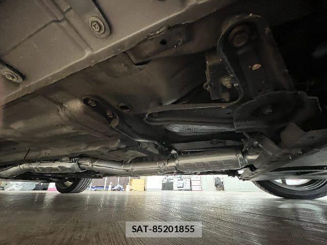 Nissan SKYLINE GT-R 2001-05 8246707-23