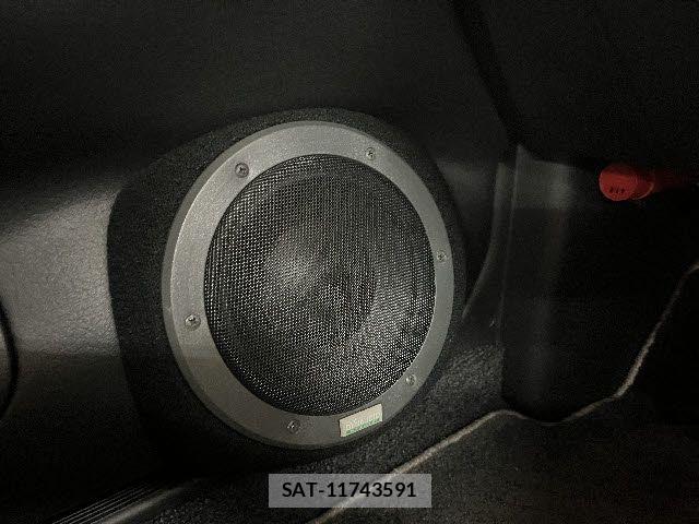Nissan SKYLINE GT-R 1994-06 8317100-21