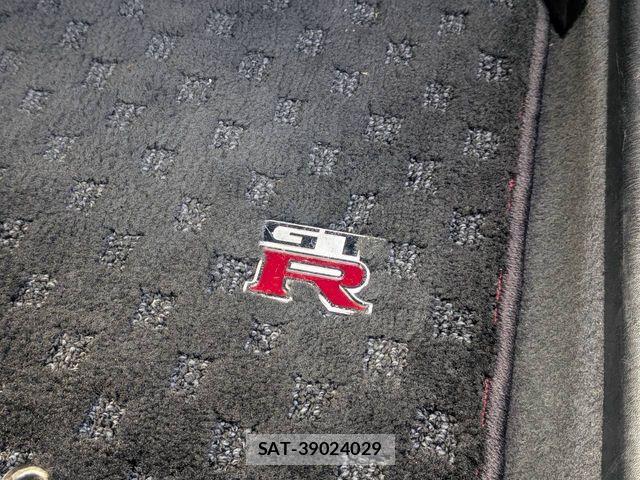 Nissan SKYLINE GT-R 2001-03 8337901-18