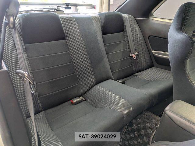 Nissan SKYLINE GT-R 2001-03 8337901-21
